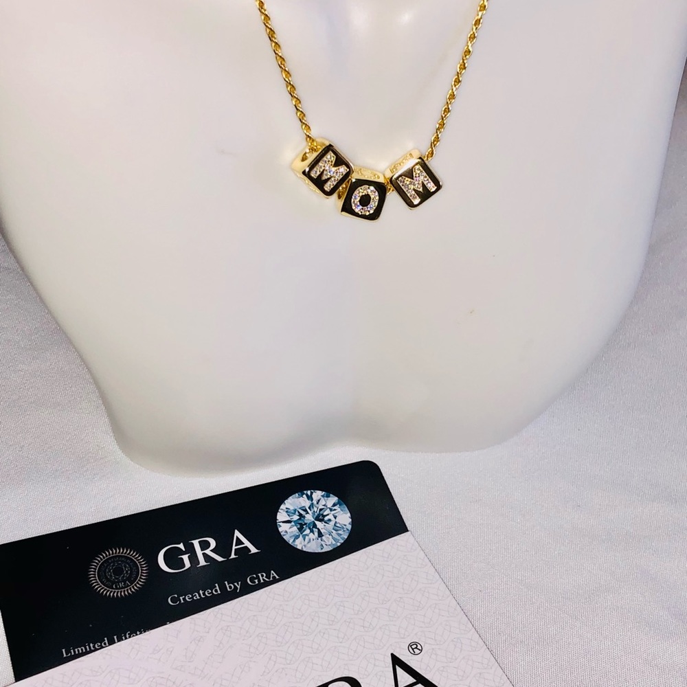 VVS gra certified diamond moisannitte pendant for Doctors, passes diamond test - Picture 5 of 8